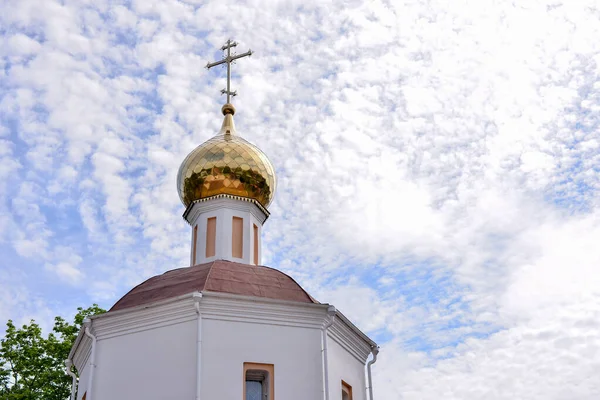 Veduta Della Chiesa Ucraina Con Sfondo Cielo Blu — Foto Stock