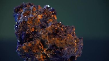 Nadir mineraller. Taşlar. Yarı değerli taş
