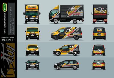 Üç pozisyon otomobillerde dört tür. Reklam uygulama için. Gruplandırılmış ve değişiklik hazır mockup olduğunu.