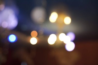 birçok küçük elektrik ampulleri bulanık. Şehrin bulanık fotoğraf