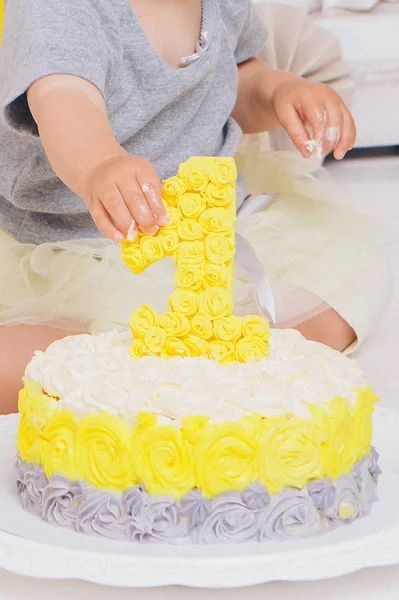 Little Girl Eats Cake Her Hands Baby Covered Food Birthday — Stock Photo, Image