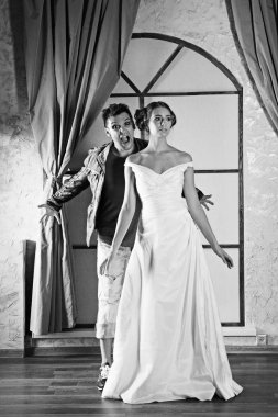 Çığlık atan bir adamın portresi. Rocker Prenses'e bağırır. duygu, duygu, histeri, öfke, öfke, öfke, aile içi şiddet, ayrımcılık ifade özgürlüğü kavramı