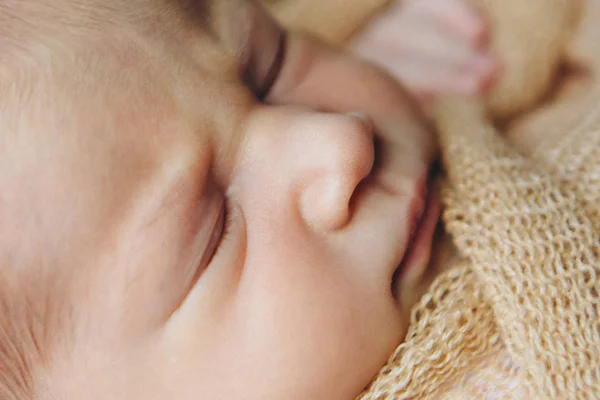 Portrait of newborn baby. nose and lips close up. Concept of healthcare: diseases of the ENT, lips, mouth — Stock Photo, Image