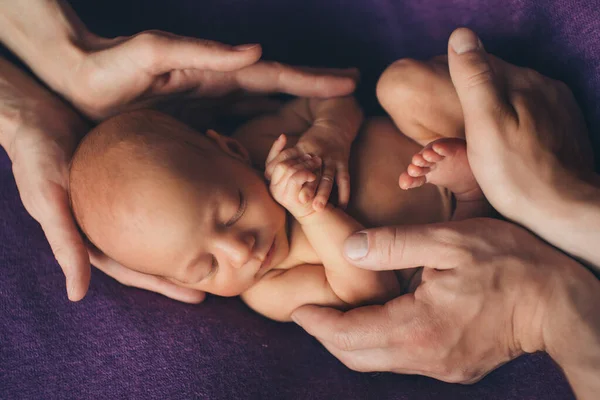 Newborn Baby Lying Hands Parents Imitation Baby Womb Beautiful Little — Stock Photo, Image