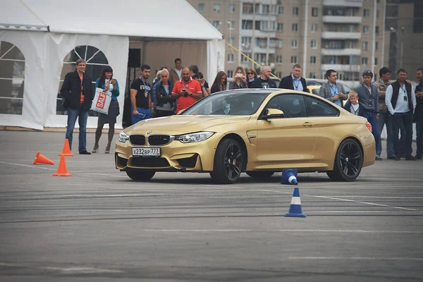 Bmw Publicidade Moscou 2018 Demonstração Modelo Carro Carros Pista Teste — Fotografia de Stock