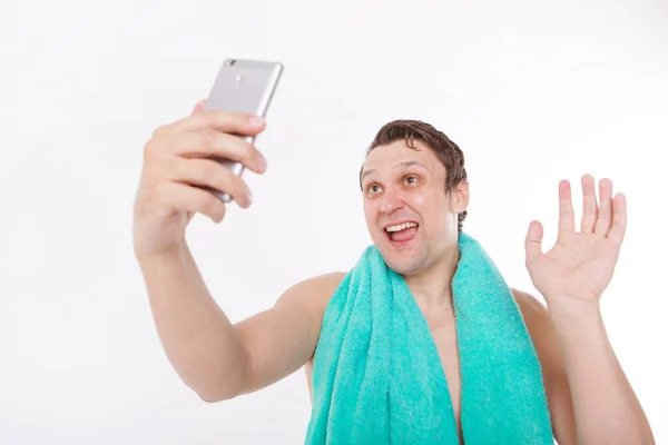 Guy Takes Selfie Morning Procedures Man Looks Phone Camera Smooth — Stock Photo, Image