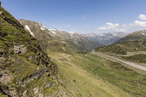 Alto Paisaje Alpino Con Campos Nieve Lagos Región Ordino Arcalis —  Fotos de Stock