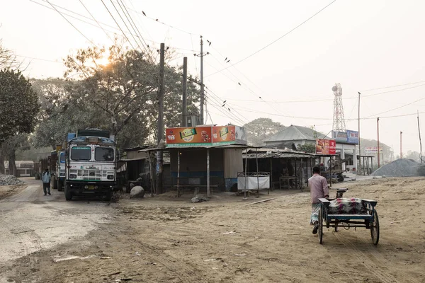 バングラデシュとインドとの間の国境の町 Burimari Burimari バングラデシュ 2017 朝のシーン — ストック写真