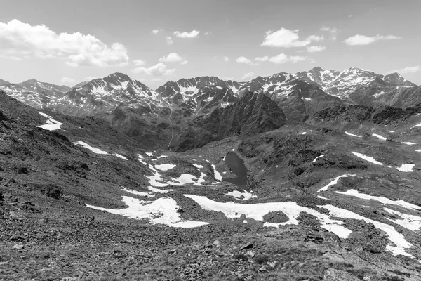 Wysoki Alpejski Krajobraz Pola Firnowego Jezior Regionie Ordino Arcalis Pirenejach — Zdjęcie stockowe