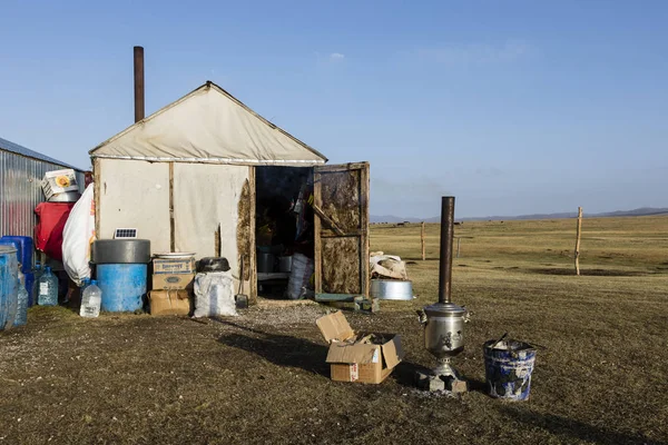 Song Kul Kirghizistan Agosto 2018 Cucina Insediamento Yurt Vicino Lago — Foto Stock