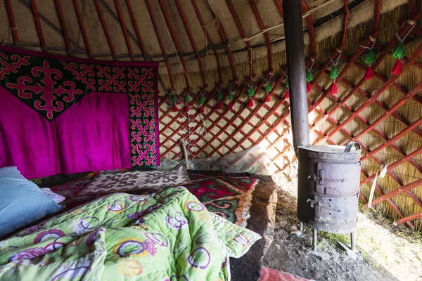 Interior Shot Traditional Yurt Stove Song Kul Lake Kyrgyzstan — Stock Photo, Image