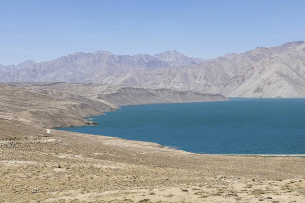 Lago Yashikul Las Montañas Pamir Cerca Bulunkul Tayikistán — Foto de Stock