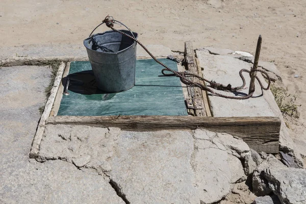 Alter Ziehbrunnen Mit Eimer Bulunkul Tadschikistan — Stockfoto