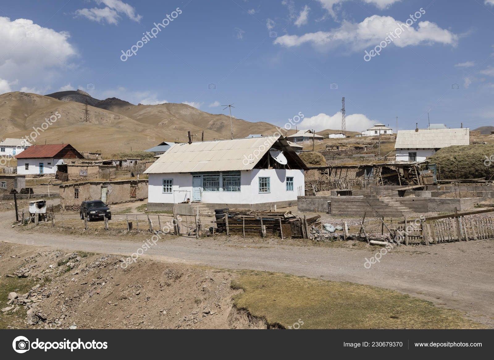 Sary Tash Kyrgyzstan August 2018 Residential House Border Town.