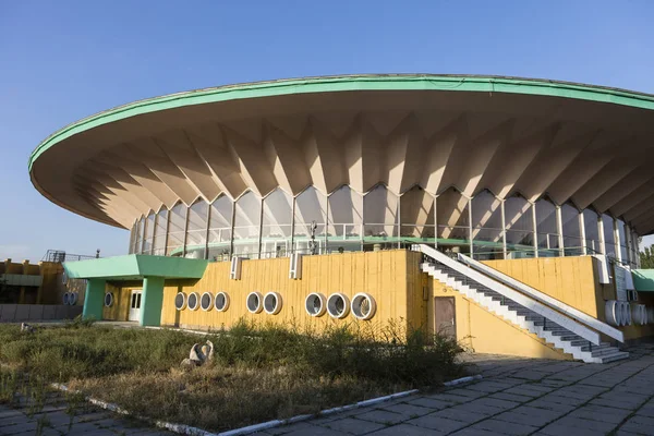 Bishkek Quirguistão Agosto 2018 Construção Tradicional Circo Estatal Bishkek Kyrgyz — Fotografia de Stock