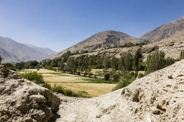 塔吉克斯坦瓦朗附近瓦汗山谷的哈卡堡 — 图库照片