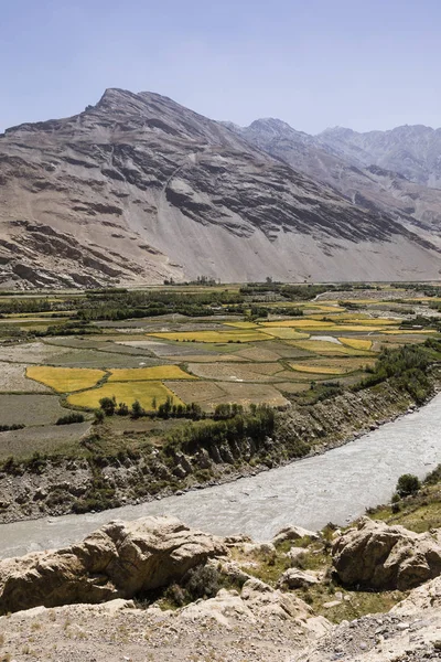 Fertile Wakhan Valley Con Fiume Panj Vicino Vrang Tagikistan Montagne — Foto Stock