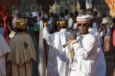 Gonder, Etiyopya, 18 Şubat 2015: geleneksel kıyafetleri giymiş insanlar Timkat Festivali, Epiphany önemli Etiyopya Ortodoks kutlama kutlamak