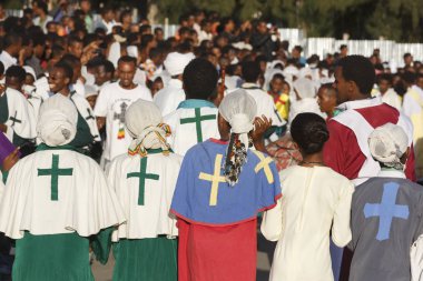Gonder, Etiyopya, 18 Şubat 2015: geleneksel kıyafetleri giymiş insanlar Timkat Festivali, Epiphany önemli Etiyopya Ortodoks kutlama kutlamak