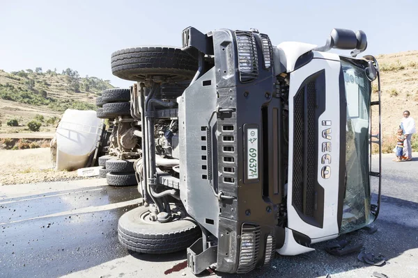 Addis Abeba, Etiopia, Styczeń 15 2015: wypadek w kraju ro — Zdjęcie stockowe