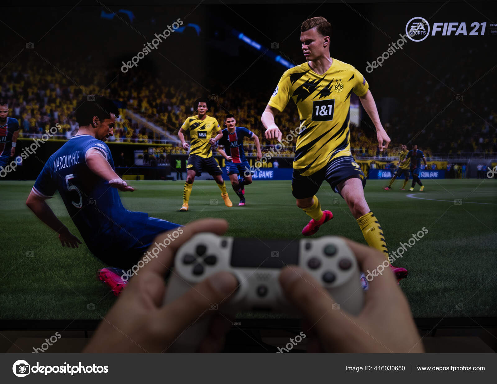 Man Playing New Fifa Game Sports Sao Paulo Brazil 2020 – Stock