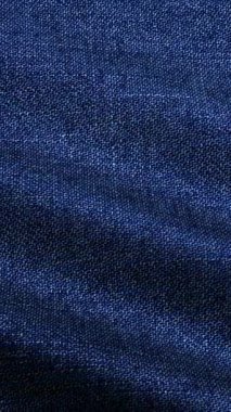 Bitmemiş kot dalgaları doğal güçle dalgalanır, ham tekstil tasarımcılarının el yapımı ikonik kıyafetlere dönüşmesini bekler.