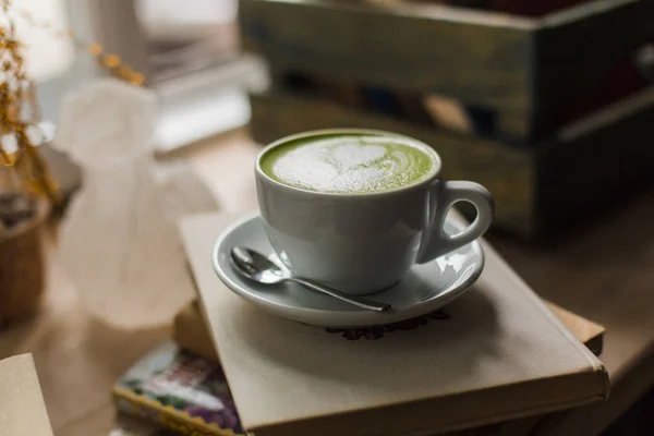 Green Tea Matcha Latte Art Cup Cropped Angle Coffee Shop — Stock Photo, Image