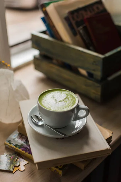 Green Tea Matcha Latte Art Cup Cropped Angle Coffee Shop — Stock Photo, Image