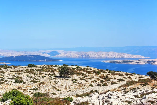 Mountan Kamenjak ada Rab farklı Hırvat Adaları ile Adriyatik Denizi görüntülemek