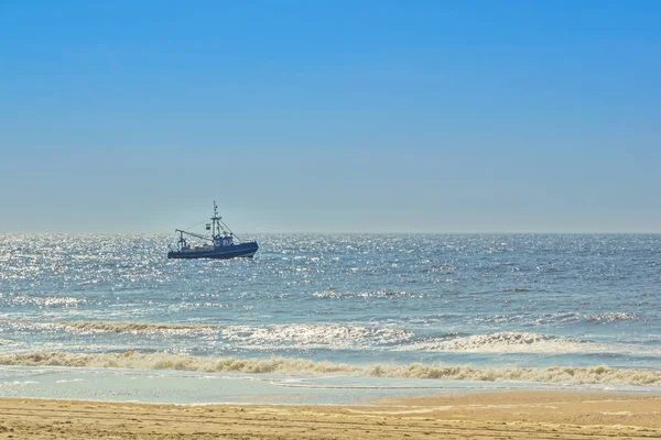 Barco Pesca Mar Del Norte Cerca Costa Holandesa — Foto de Stock