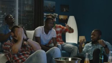 Spor maçına bahis ve para paylaşımı arkadaşlar