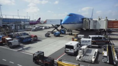 Uçağın uçuş öncesi yükleme