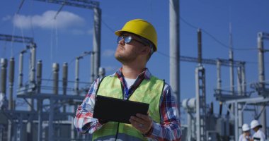 Elektrik işçi dışında tablet