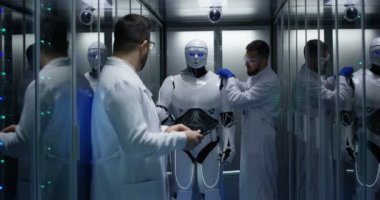 Robot denetimlere test mühendisleri
