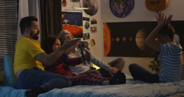 Aile komik video yapma