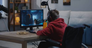 Genç devre dışı oyun