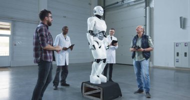 Bilim adamları robotların hareketini test ediyor