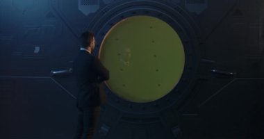 Mars ofisinde çalışan bir işadamı.