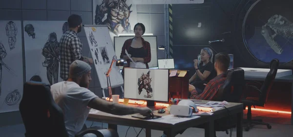 Video oyunu geliştiricilerinin beyin fırtınası