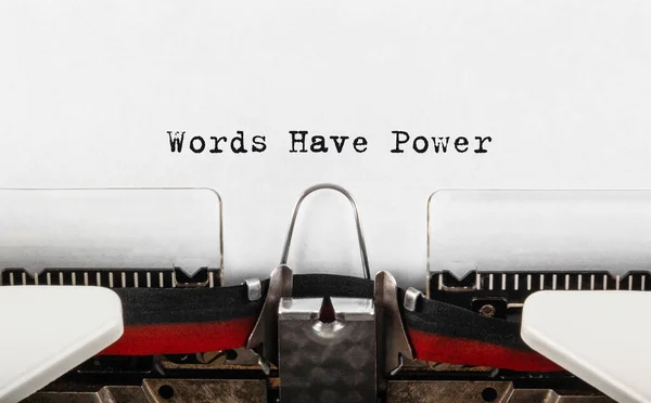 Palavras Texto Têm Poder Digitado Máquina Escrever — Fotografia de Stock