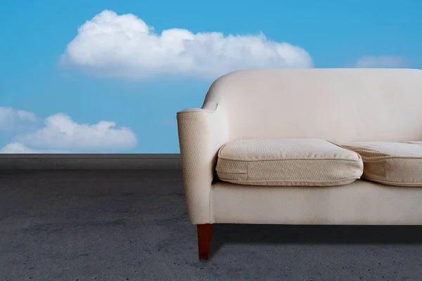 Çatı katında modern modelleme sahnesi