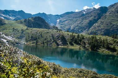 Dağ Gölü Estany de les Truites Andorra Pireneleri, La Massana, Refugi de Coma Pedrosa