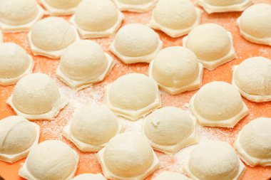 Mantı, İtalyan mutfağı ve glütensiz yemek yapmak.