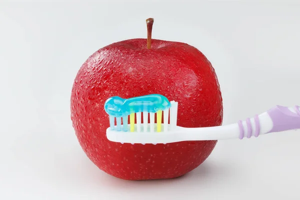 Apple Toothbrush White Background — Stock Photo, Image