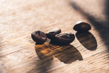 Makro mahsullü kahve çekirdekleri.