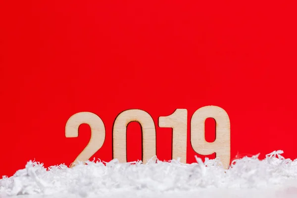Vánoce Nový Rok 2019 Dřevěnými Červeném Pozadí Kopírování Prostor — Stock fotografie