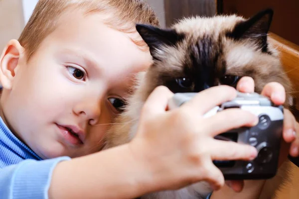 Kamera Katt Selfie Foto Glada Barn Söt Porträtt — Stockfoto