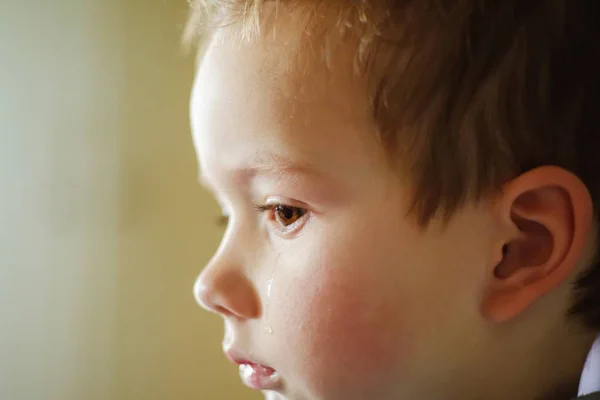 Kind Huilen Jongen Expressie Kind Huilen Ogen Gezicht Van Emotie — Stockfoto