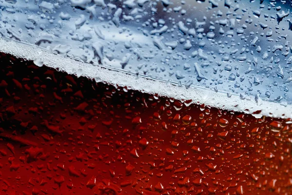 泡と泡のマクロで背景ビール — ストック写真