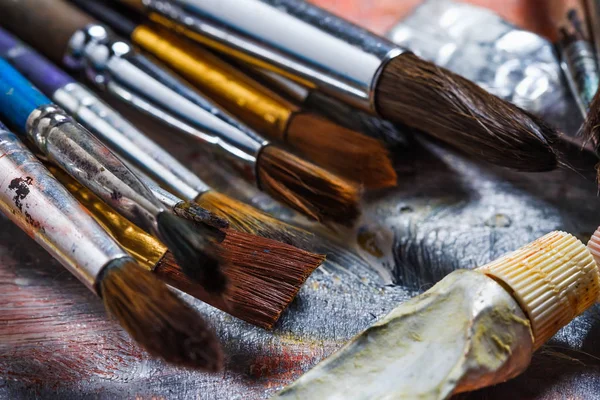 Artist Paint Brushes Palette Wooden Background — Stock Photo, Image